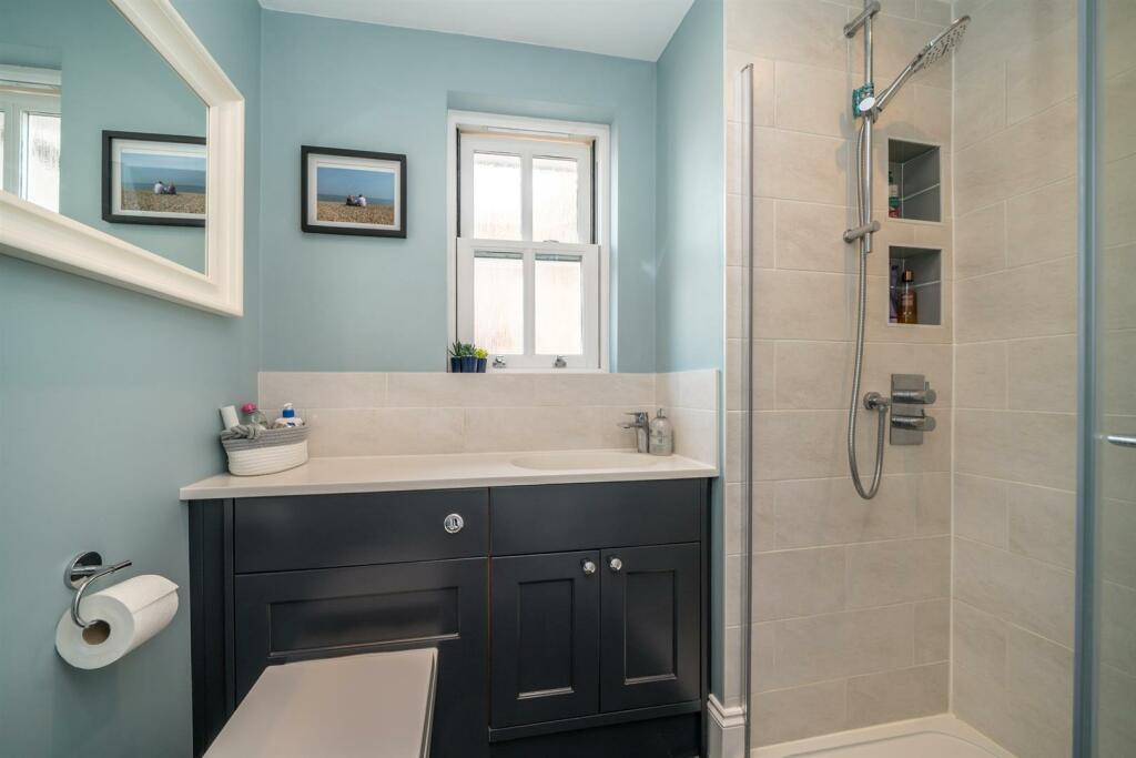 Additional property image - Folly Lane, St. Albans