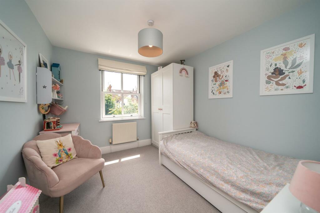 Additional property image - Folly Lane, St. Albans