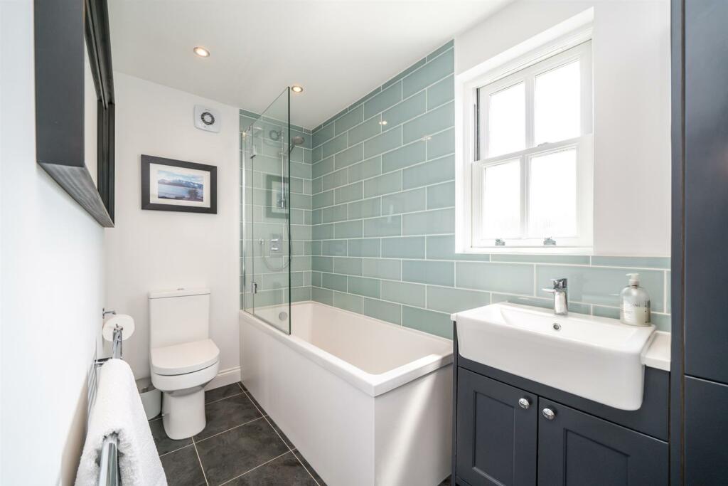 Additional property image - Folly Lane, St. Albans