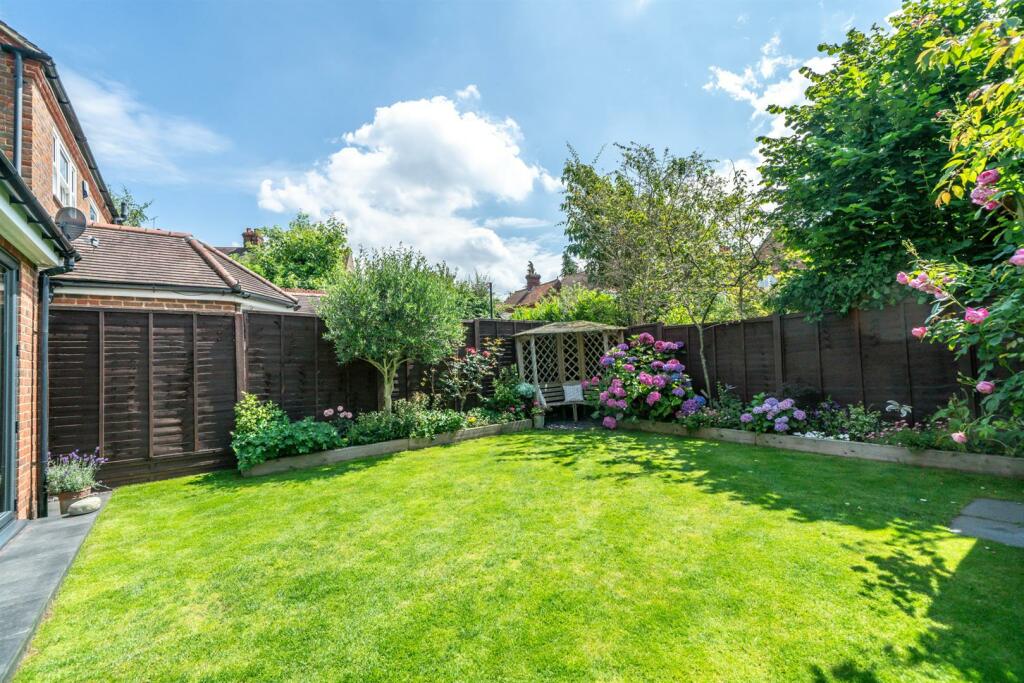 Additional property image - Folly Lane, St. Albans