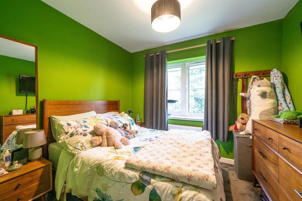 Additional property image - Neville Close, St. Albans