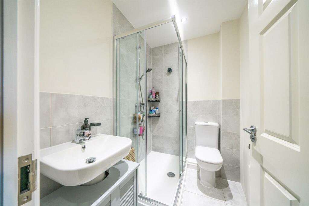 Additional property image - Neville Close, St. Albans