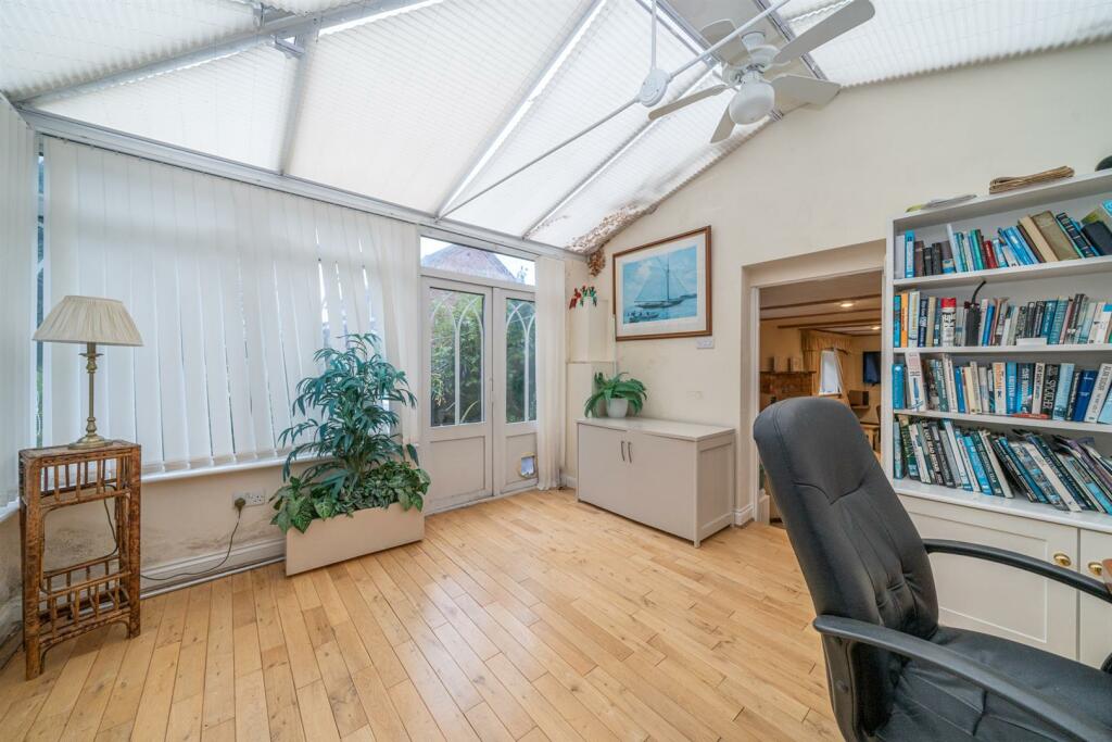 Additional property image - High Street, London Colney, St. Albans