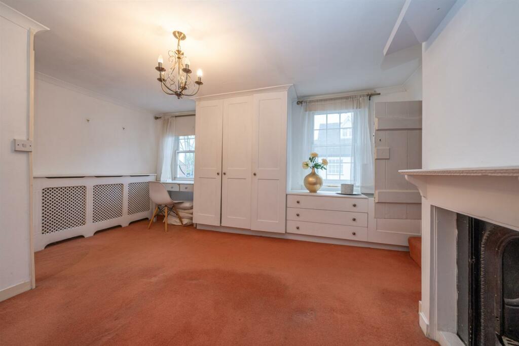 Additional property image - High Street, London Colney, St. Albans