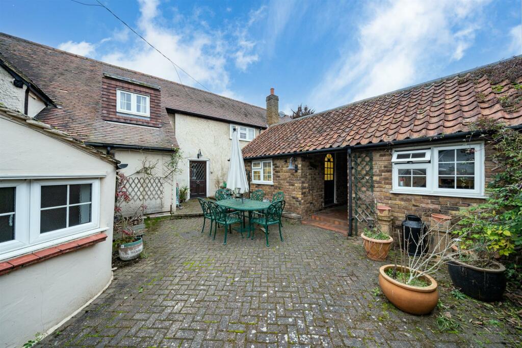 Additional property image - High Street, London Colney, St. Albans