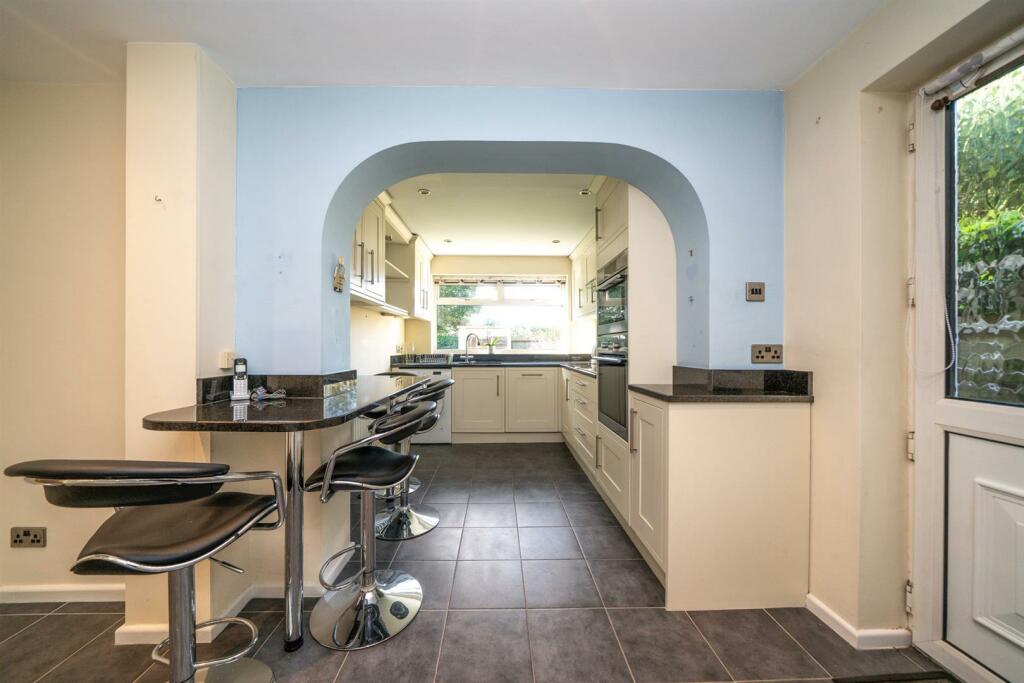 Additional property image - Fontmell Close, St. Albans