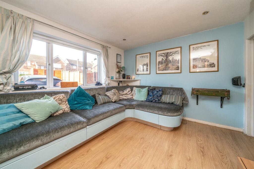 Additional property image - Trumpington Drive, St. Albans
