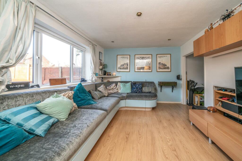 Additional property image - Trumpington Drive, St. Albans