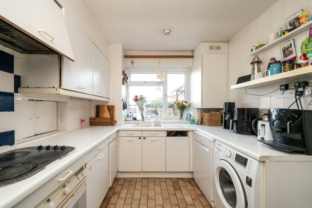 Additional property image - Trumpington Drive, St. Albans