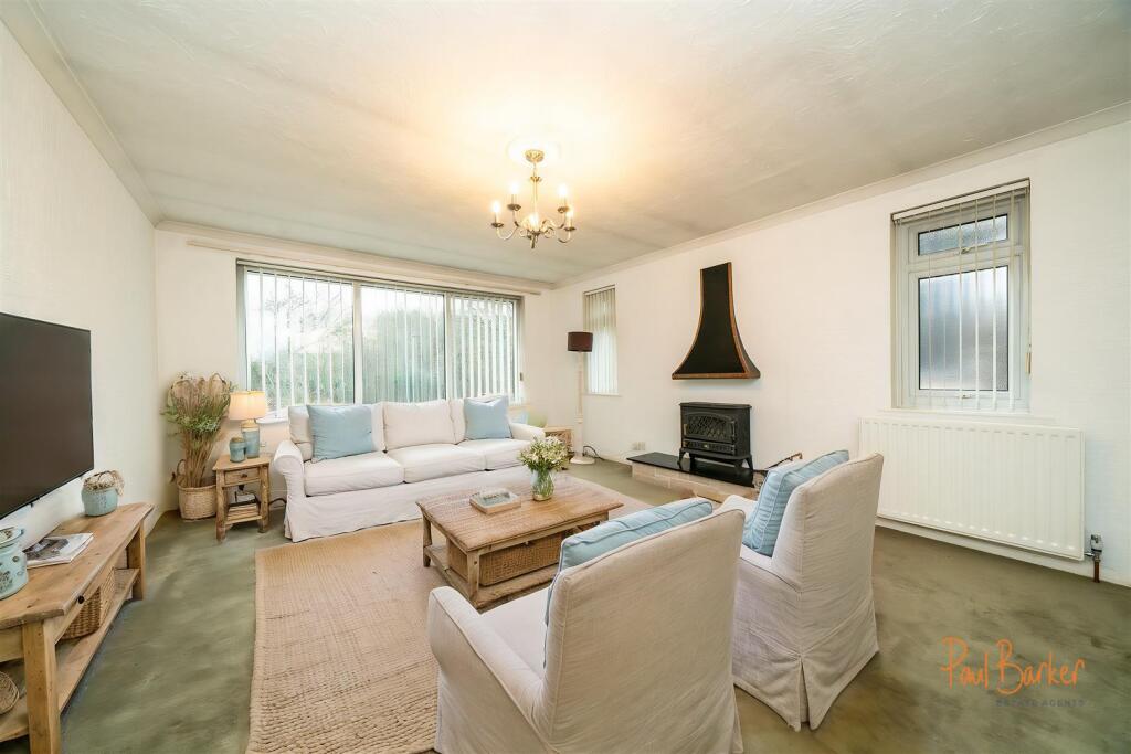 Additional property image - Butt Field View, St. Albans