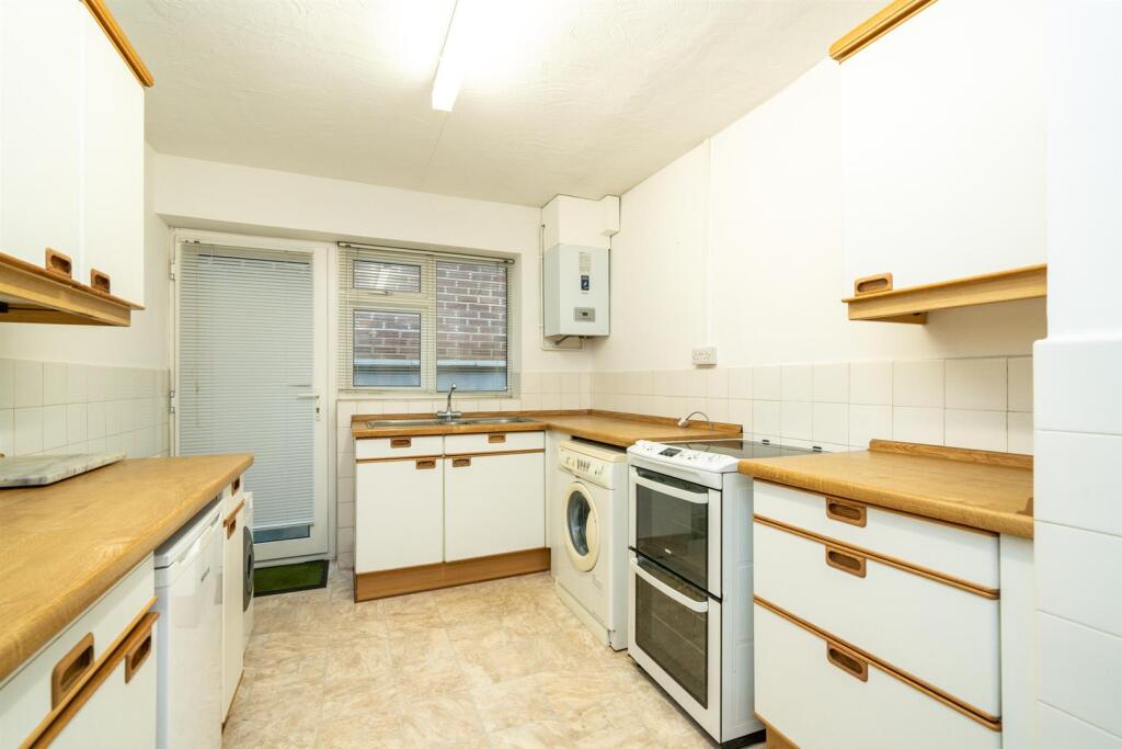 Additional property image - Butt Field View, St. Albans