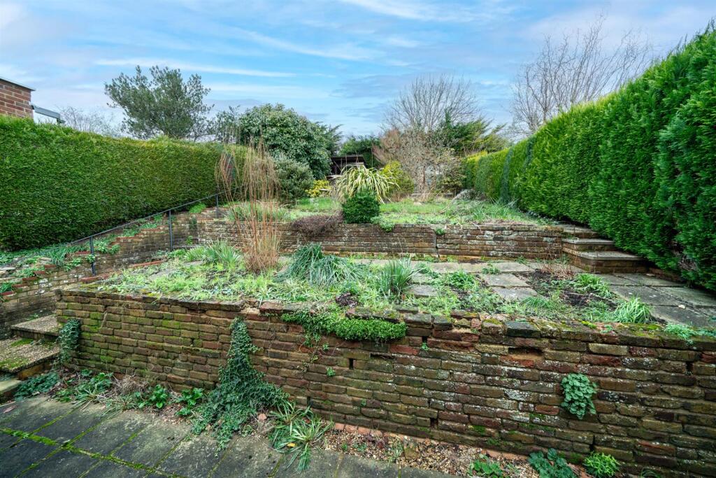 Additional property image - Butt Field View, St. Albans