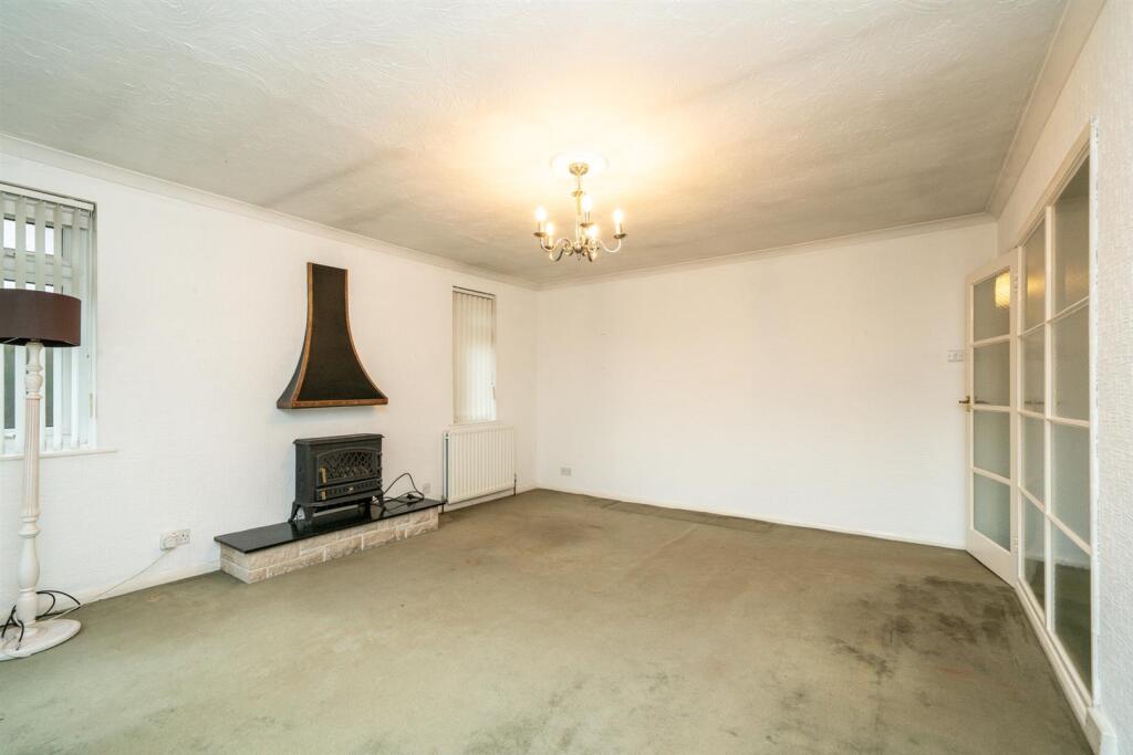 Additional property image - Butt Field View, St. Albans