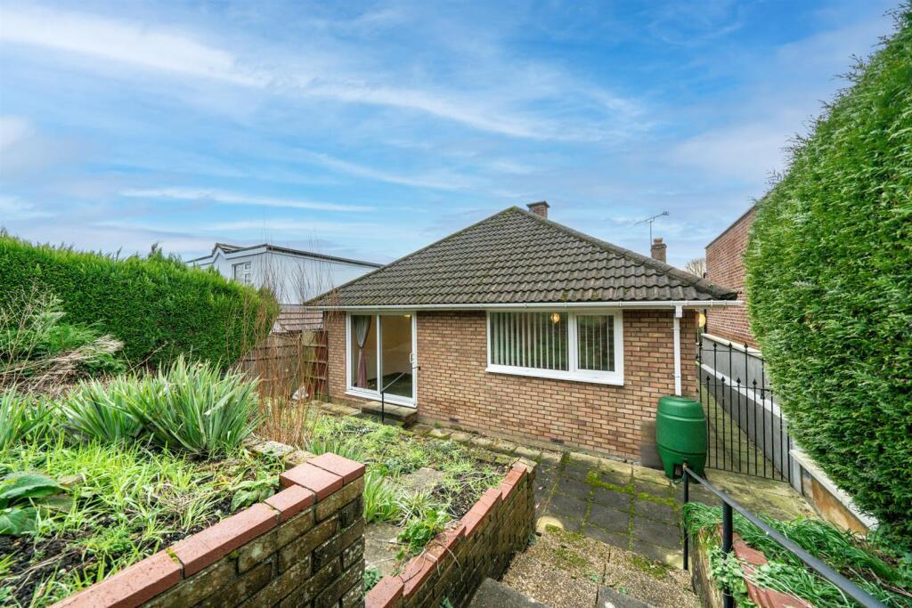 Additional property image - Butt Field View, St. Albans