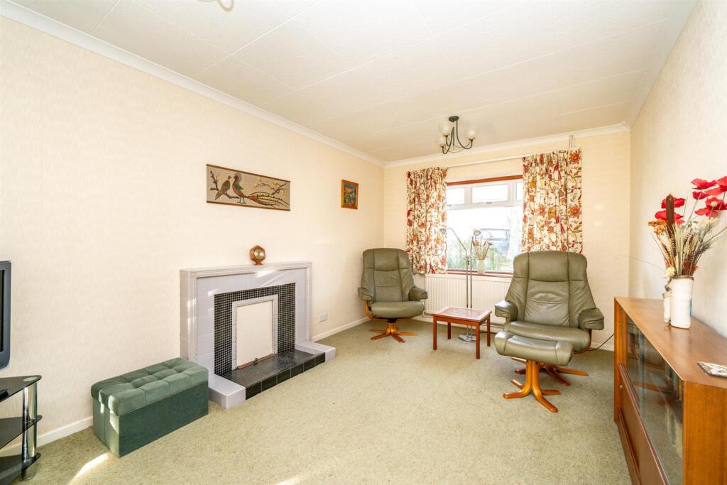 Additional property image - Foxcroft, St Albans