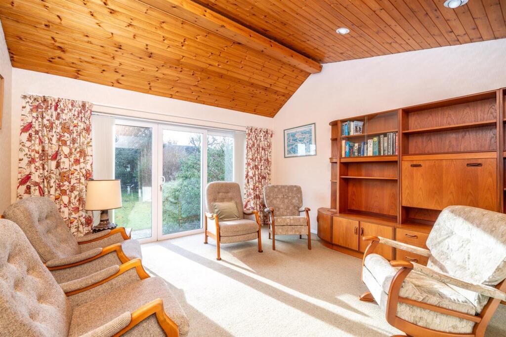 Additional property image - Foxcroft, St Albans