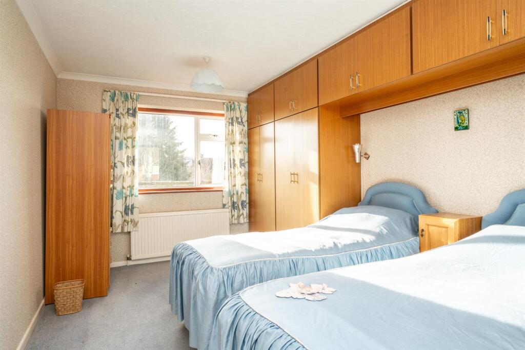 Additional property image - Foxcroft, St Albans
