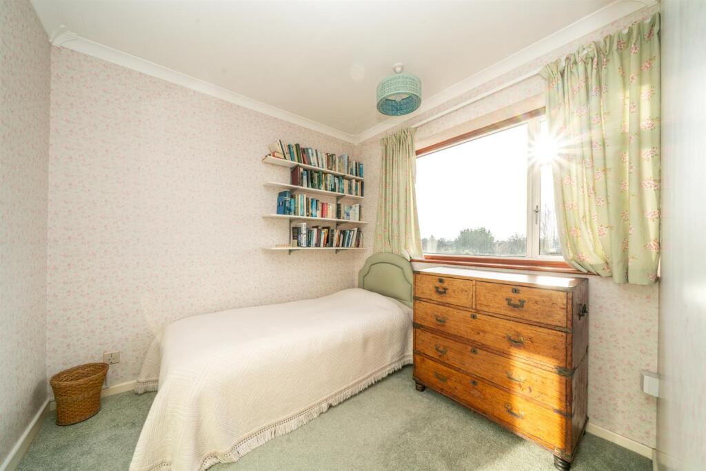 Additional property image - Foxcroft, St Albans