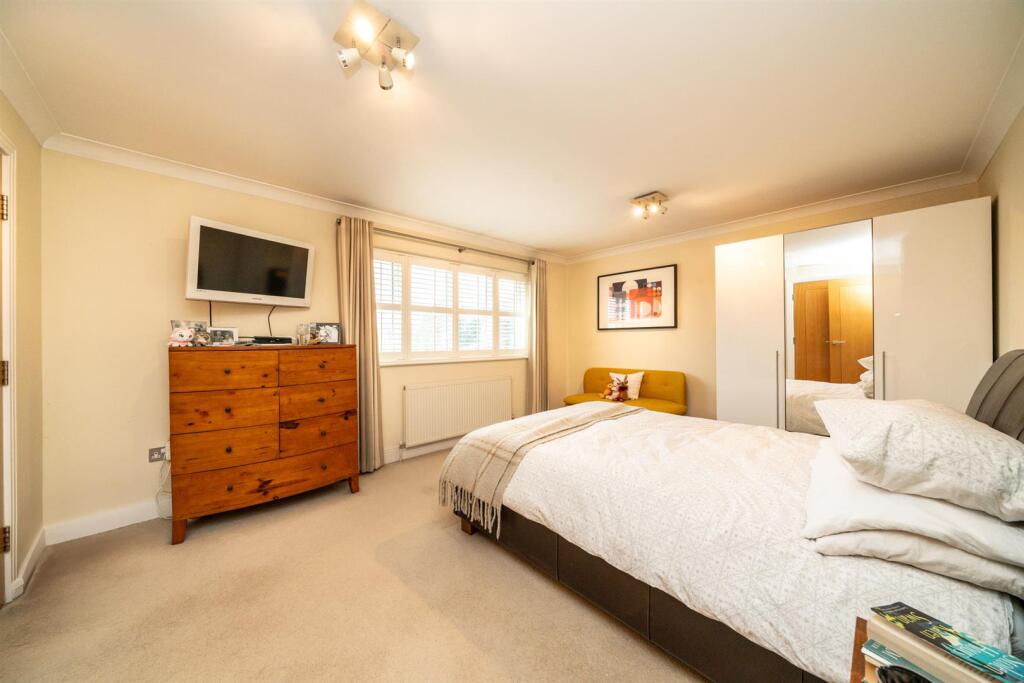 Additional property image - Watford Road, St. Albans
