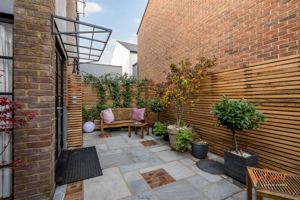 Additional property image - Grange Street, St. Albans
