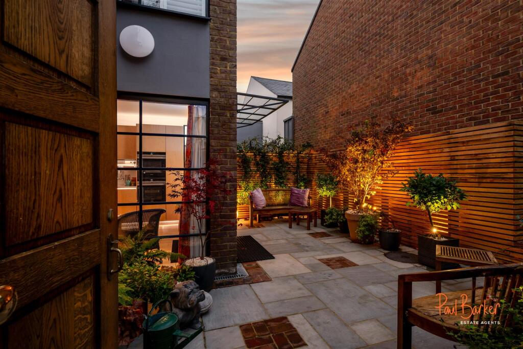 Additional property image - Grange Street, St. Albans