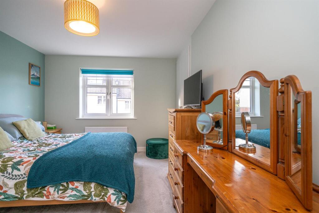 Additional property image - Harrier End, St. Albans