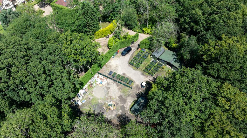 Additional property image - Lye Lane, Bricket Wood