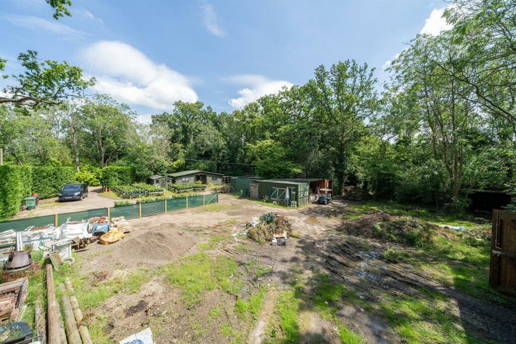 Additional property image - Lye Lane, Bricket Wood