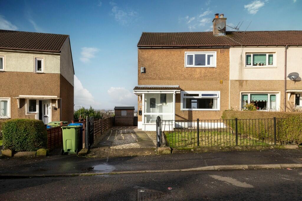 2 bedroom end of terrace house for sale in Sunnyside Drive, Glasgow, G15