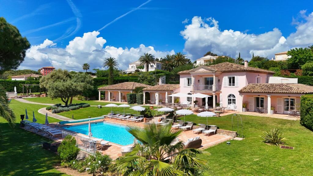 Main image of property: Provence-Alps-Cote d`Azur, Var, Grimaud