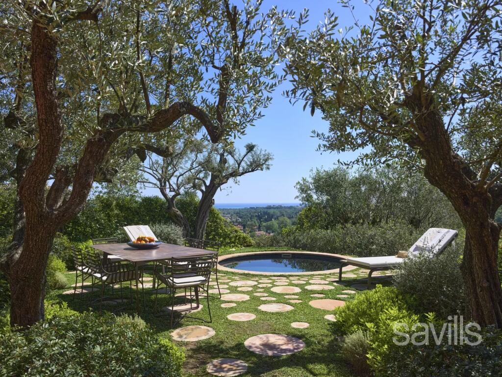 Main image of property: Provence-Alps-Cote d`Azur, Alpes-Maritimes, Biot