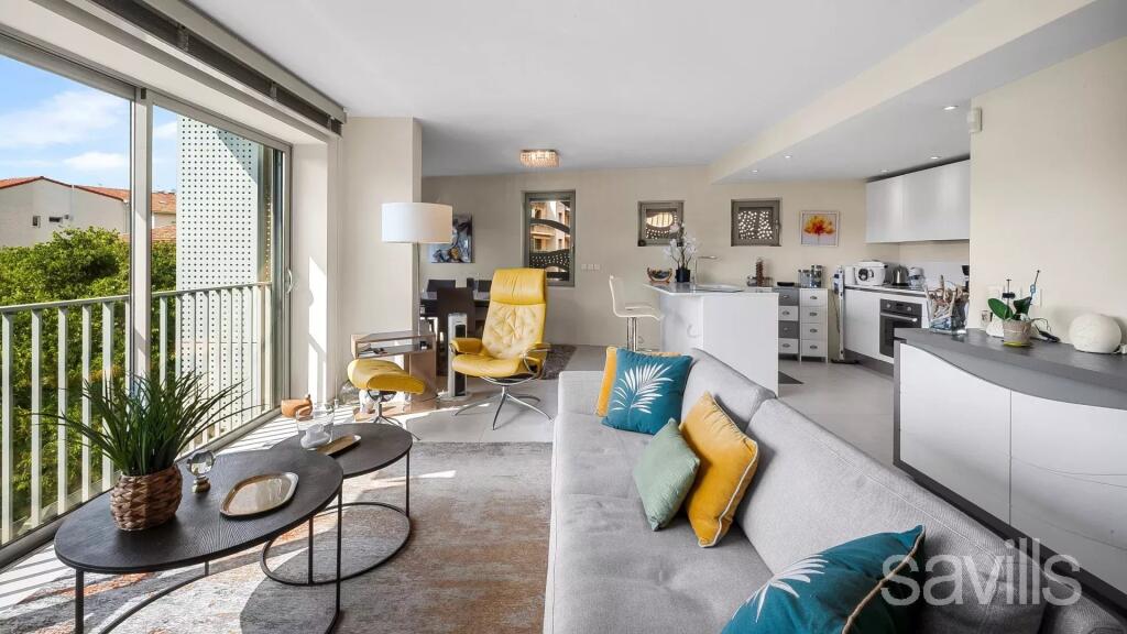 Main image of property: Provence-Alps-Cote d`Azur, Alpes-Maritimes, Antibes