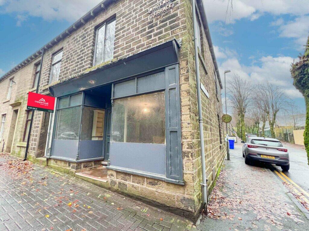 6 bedroom end of terrace house for sale in Burnley Road East, Waterfoot