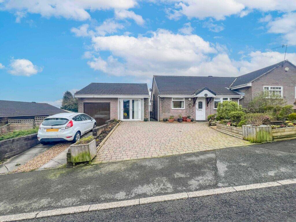 2 bedroom semidetached bungalow for sale in The Moorlands, Weir, Bacup