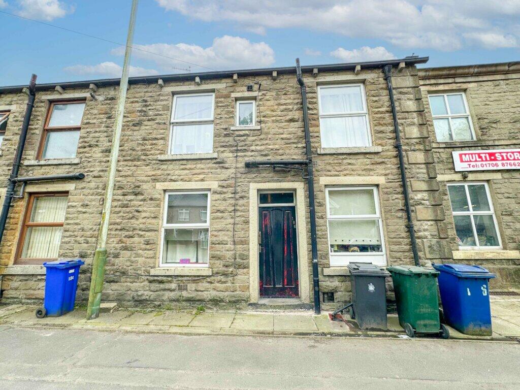 2 bedroom terraced house for sale in Newchurch Road, Bacup, Rossendale