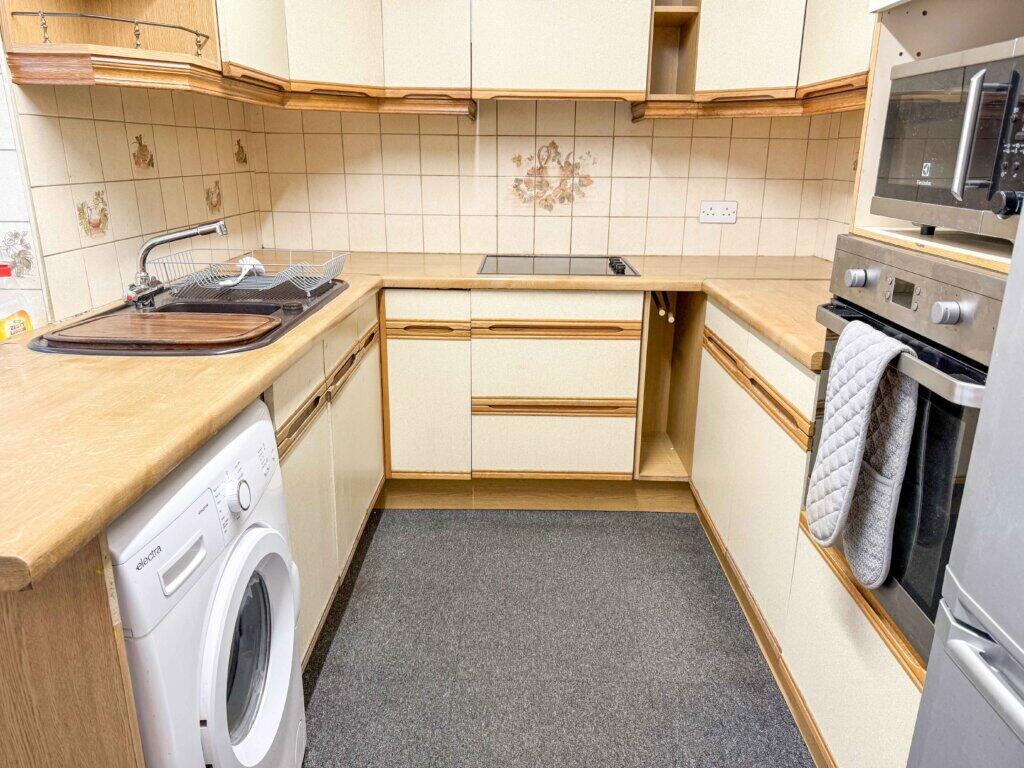 Additional property image - Burnley Road, Rawtenstall, Rossendale