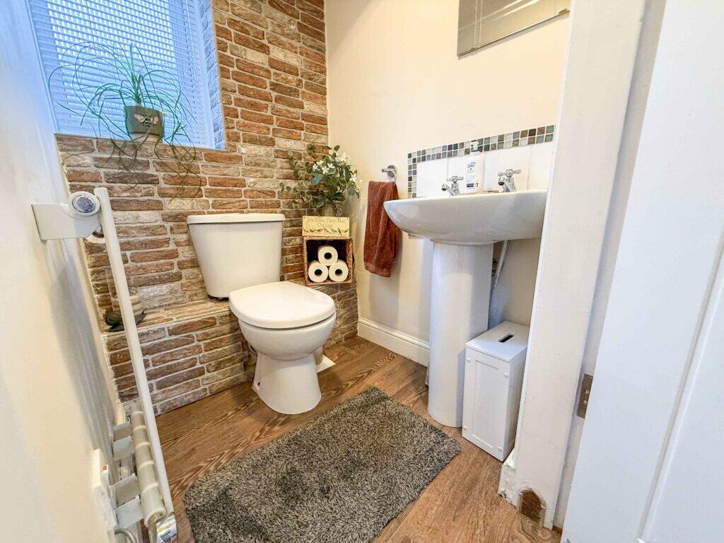 Additional property image - Blackburn Road, Haslingden, Rossendale
