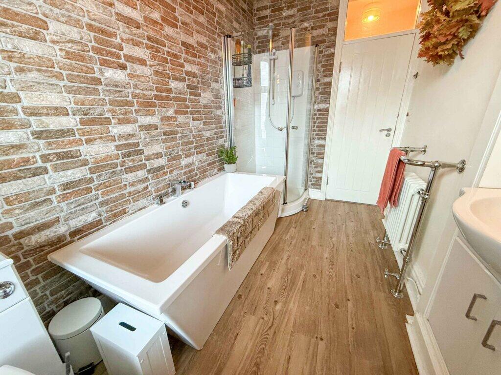 Additional property image - Blackburn Road, Haslingden, Rossendale