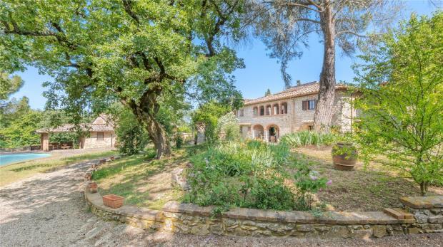 Main image of property: Località Casamonti, Castellina In Chianti, Siena, Italy