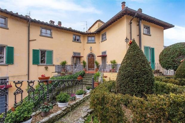 Main image of property: Vicolo Portelli, Piano 1, Loro Ciuffenn, Arezzo, Tuscany, Italy