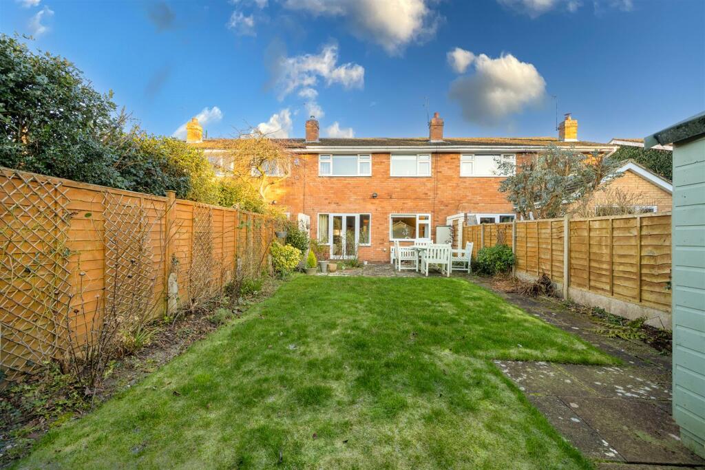 3 bedroom house for sale in Orchard Road, Hockley Heath, B94