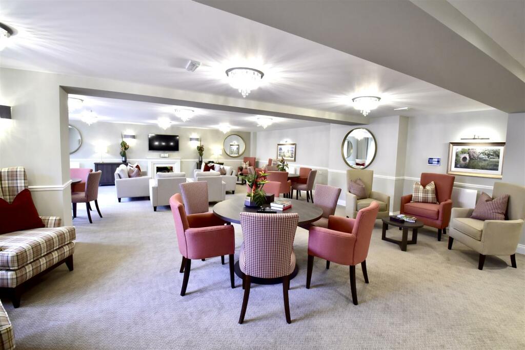 Additional property image - Highbury Lodge, Silver Street