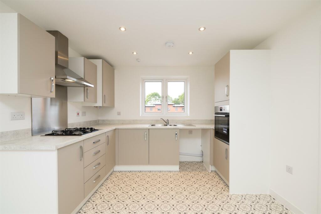 Additional property image - Meon Way Gardens, Langate Fields, Meon Vale