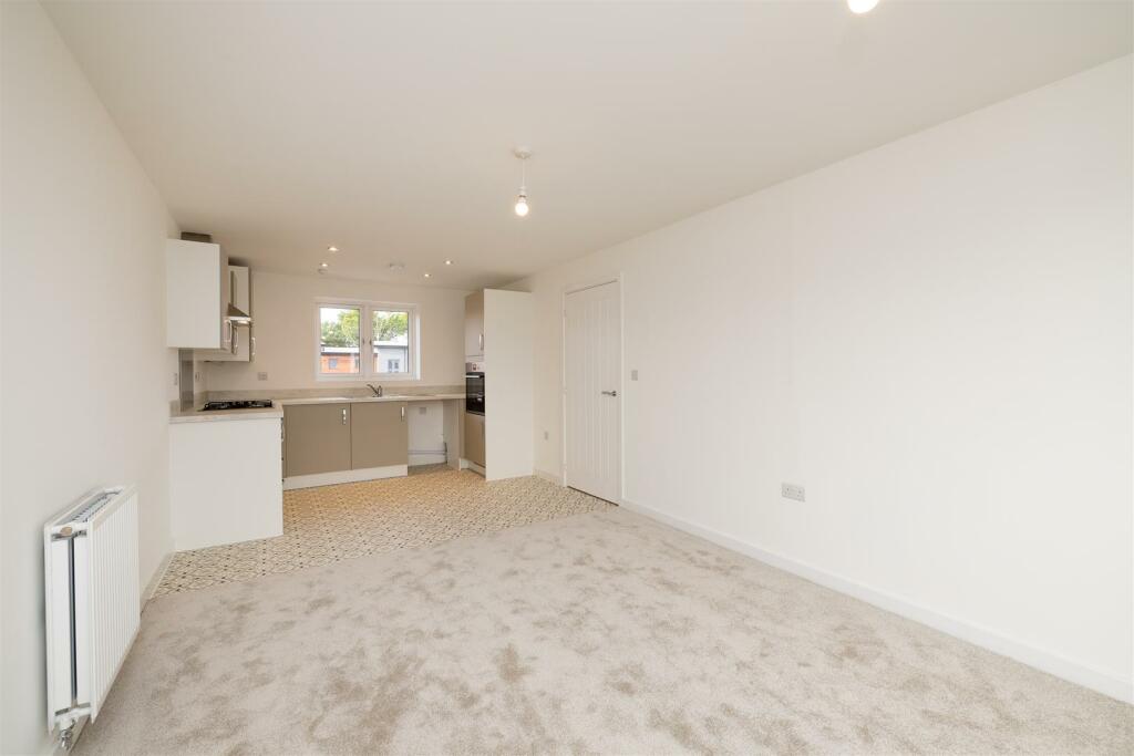 Additional property image - Meon Way Gardens, Langate Fields, Meon Vale
