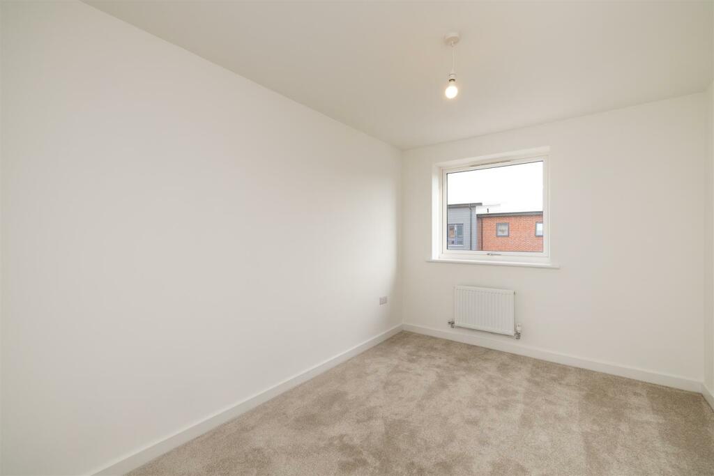 Additional property image - Meon Way Gardens, Langate Fields, Meon Vale