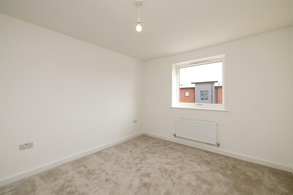 Additional property image - Meon Way Gardens, Langate Fields, Meon Vale