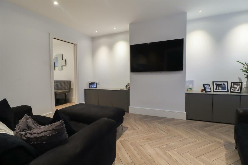 Additional property image - The Croft, Henley-In-Arden