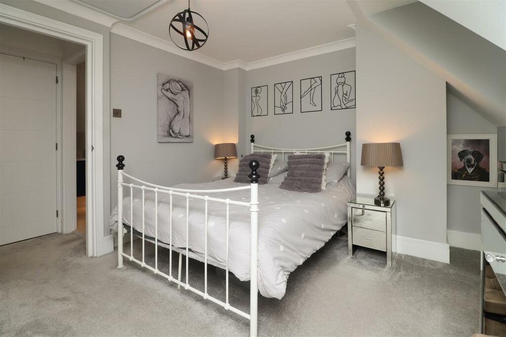 Additional property image - The Croft, Henley-In-Arden