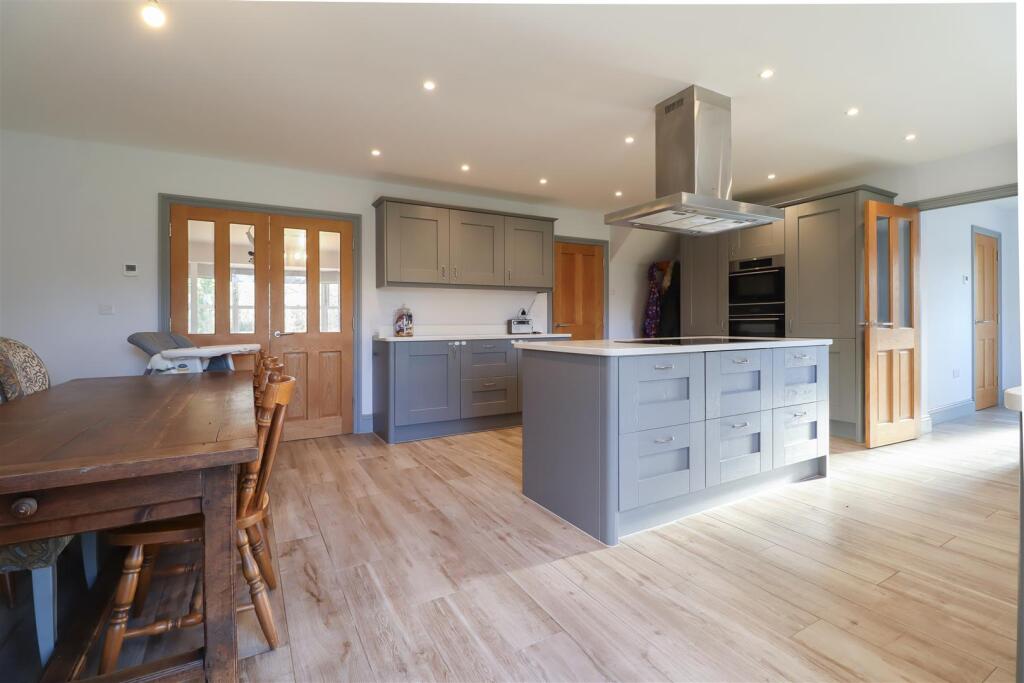 Additional property image - The Ashes, Haseley Knob, Warwick
