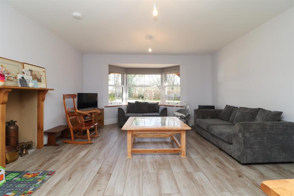 Additional property image - The Ashes, Haseley Knob, Warwick